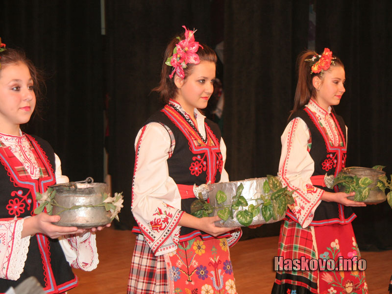 Празникът Празникът