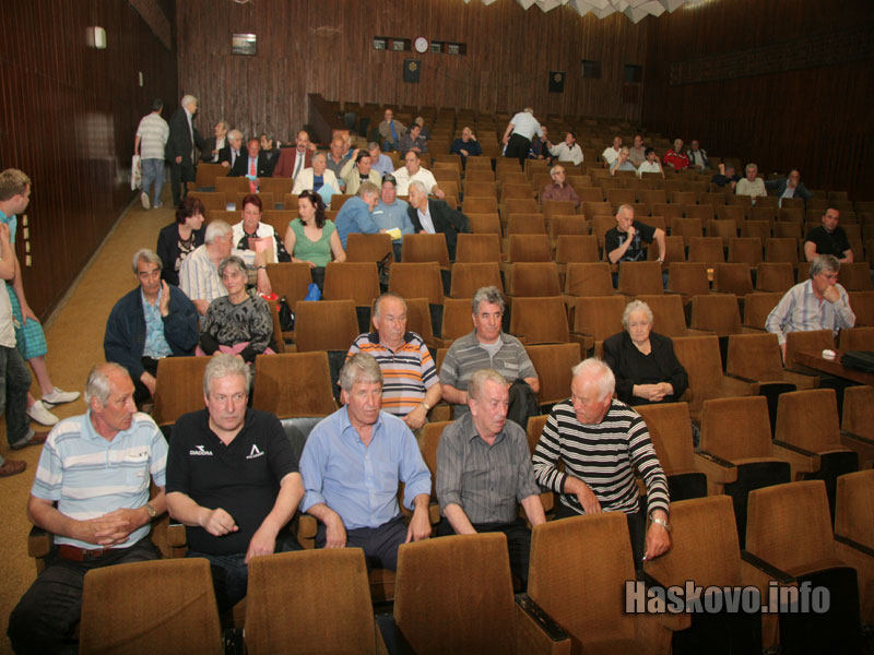 Гости на учредяването Гости на учредяването