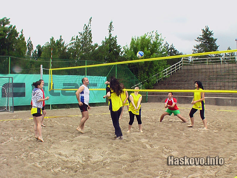 Демонстрация по плажен волейбол