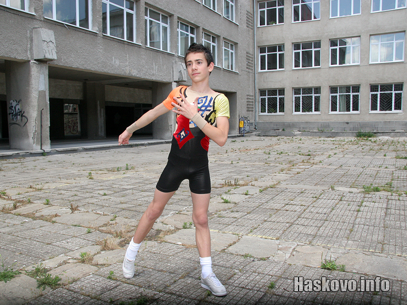 Тодор Николов