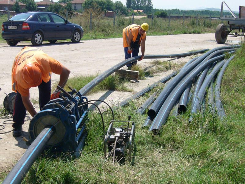 Полагането на тръбите