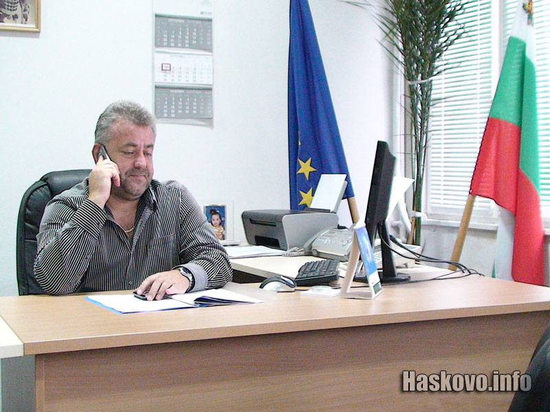 д-р Динчо Генев