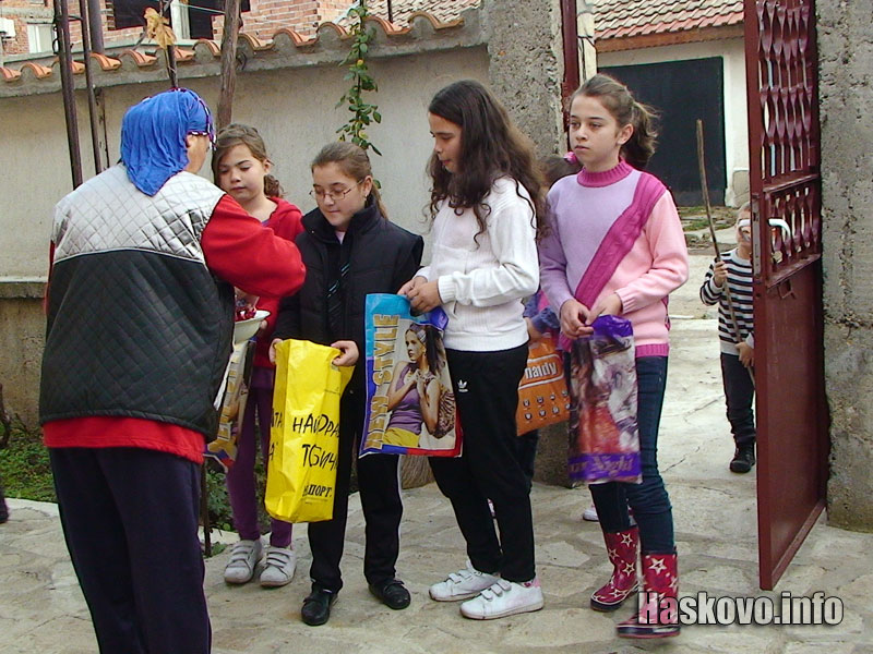 Най-щастливи на празника бяха децата