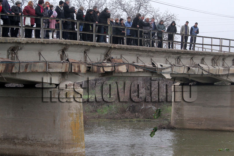 Мост, архив