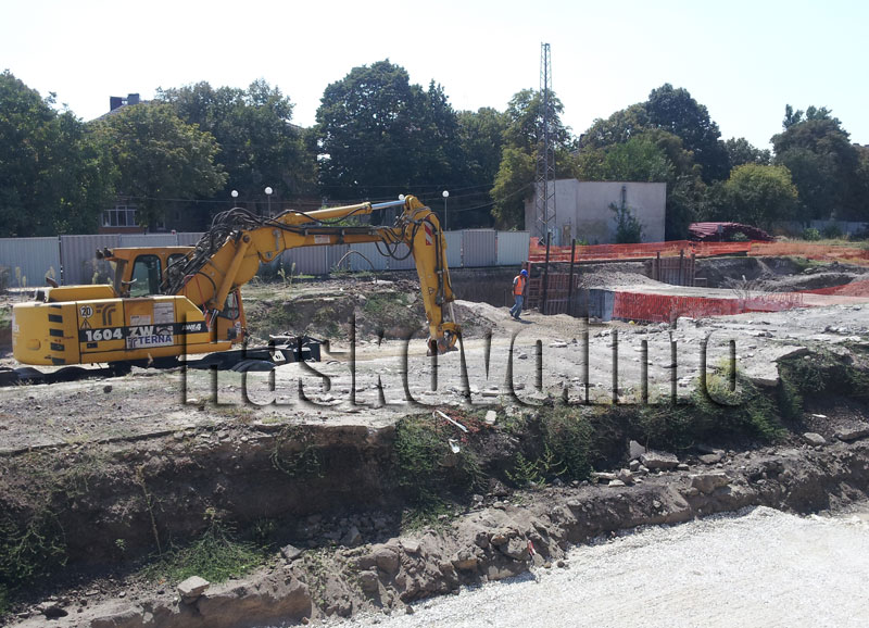 Строителство, архив