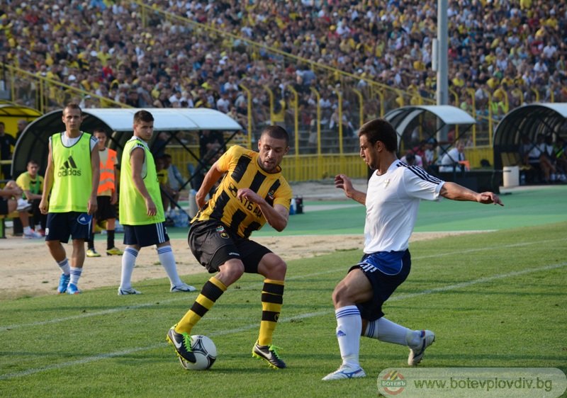 снимки от сайта на Ботев