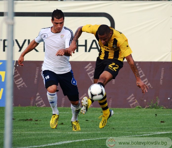 снимки от сайта на Ботев