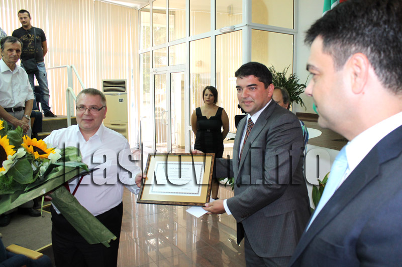 Арх. Тодор Байрактаров