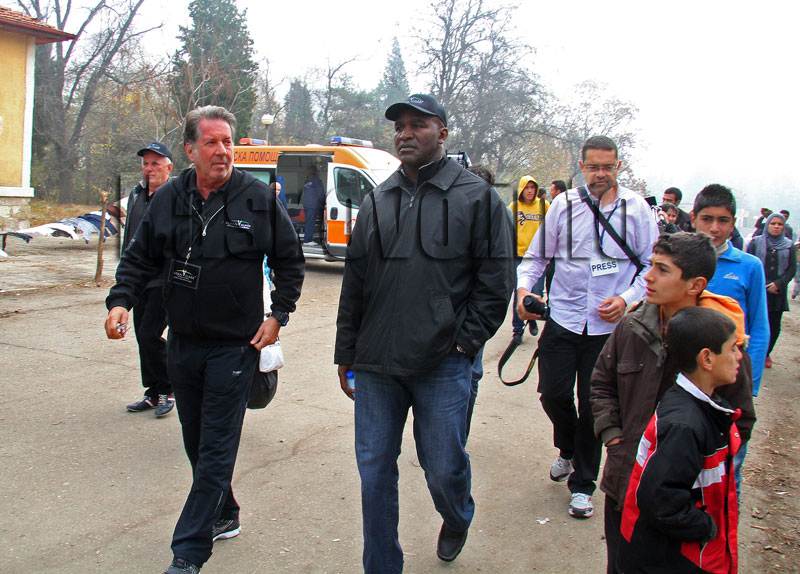 Ивендър Холифийлд