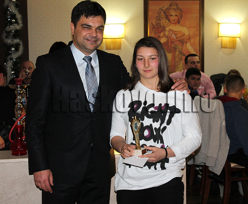 Борба, архив