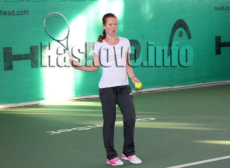 Тенис Тенис