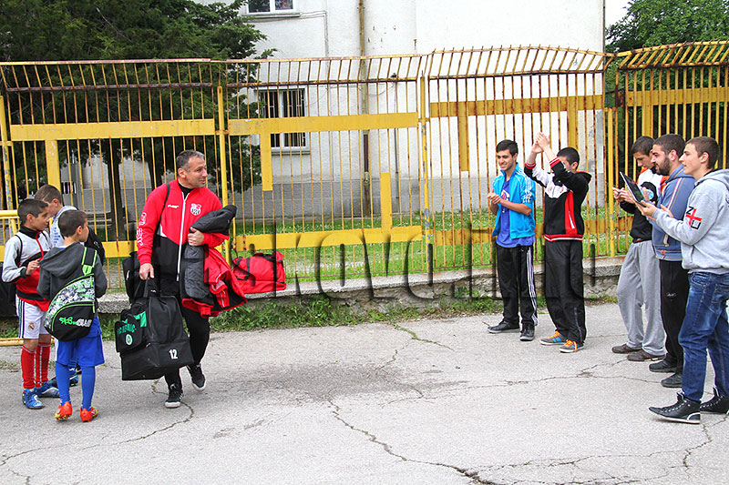 Фенове Фенове