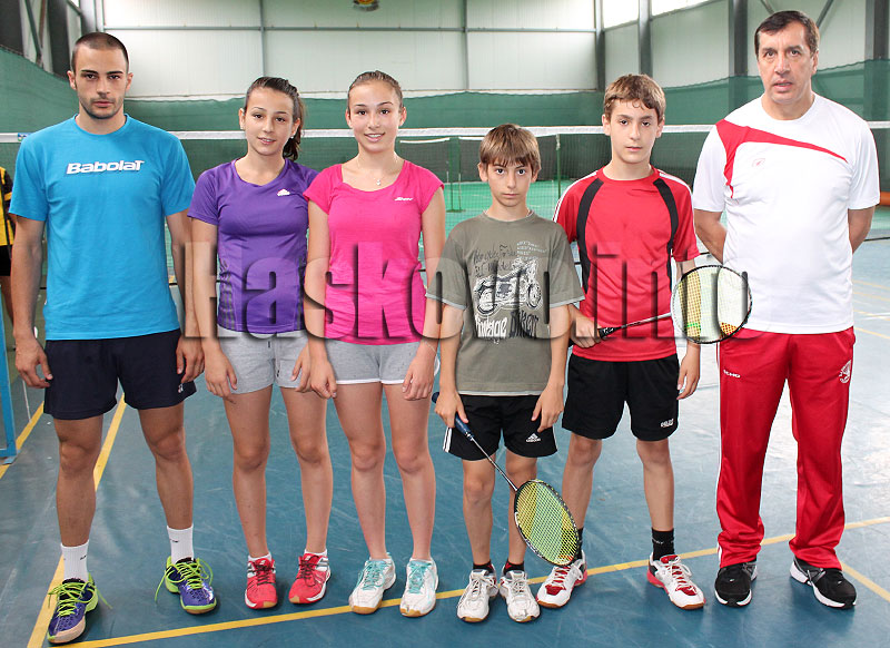 Бадминтон, архив