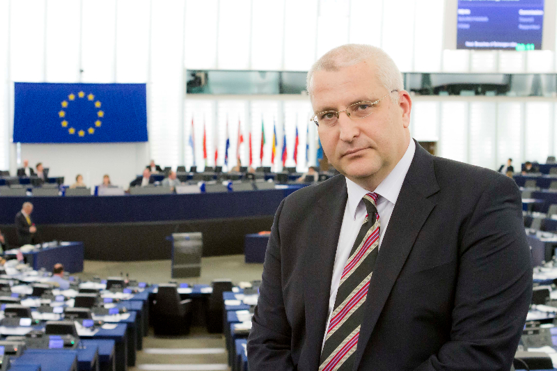 Светослав Малинов