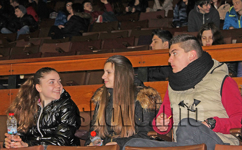 Надиграване Надиграване