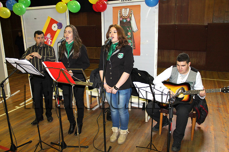 Надиграване Надиграване