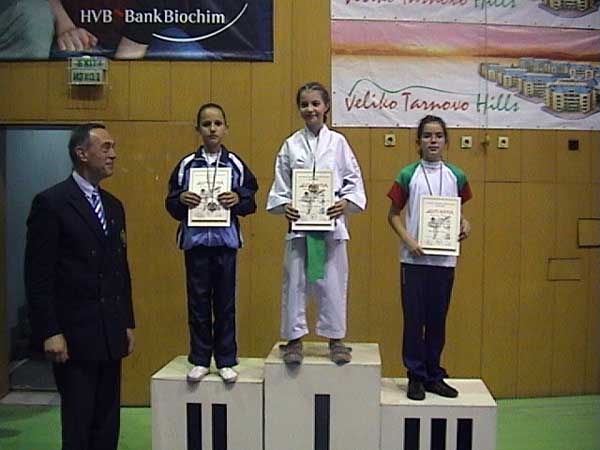 Силвия Вангелова на първото място