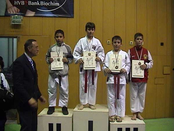 Егемен Сербест на второто място