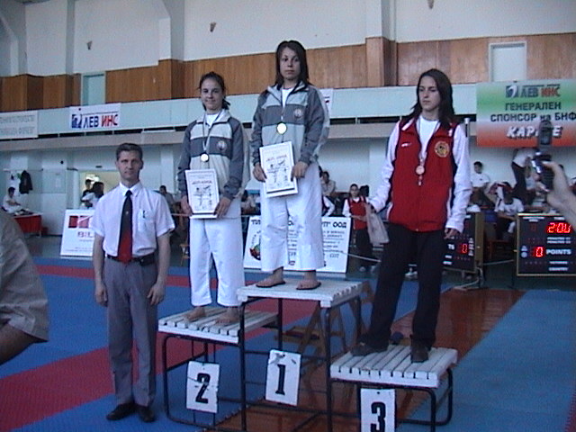 Виолета на І място и Златка на ІІ-ро