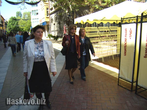 Татяна Димитрова лично инспектира базара