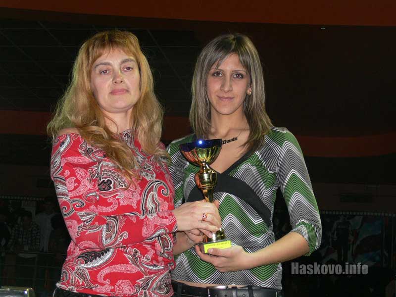 Тенгиз Куца с треньорката си Мариата Стаматова