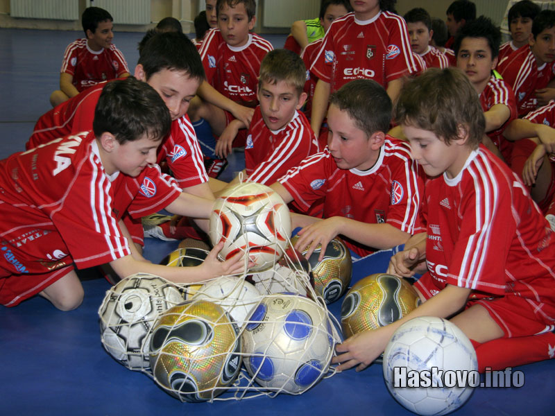 Децата от клуба