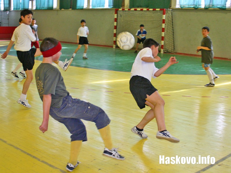 Турнирът продължи 4 часа