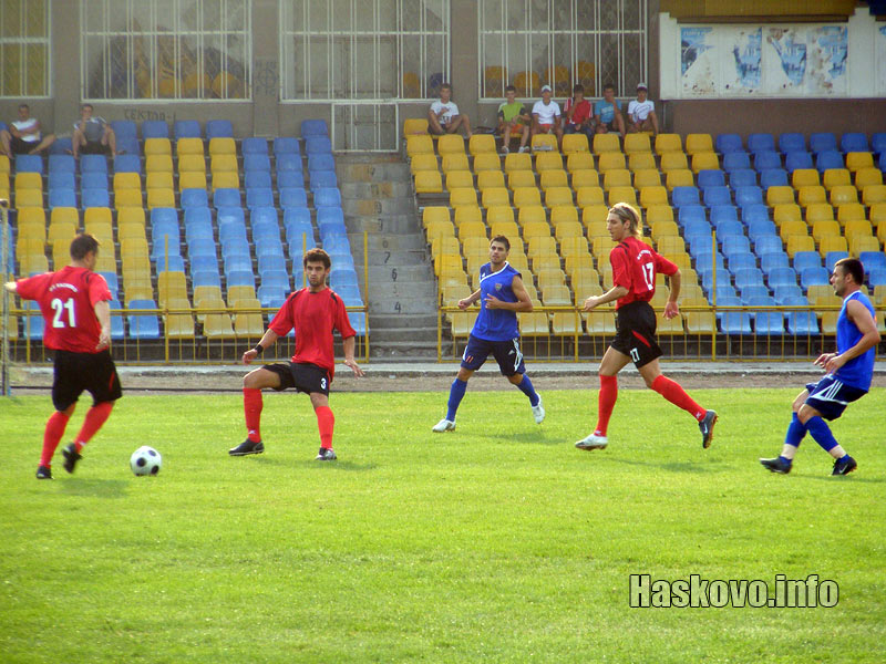 Хасково - Любимец 0:2