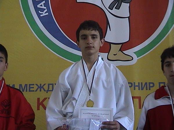 Фариз Сербест