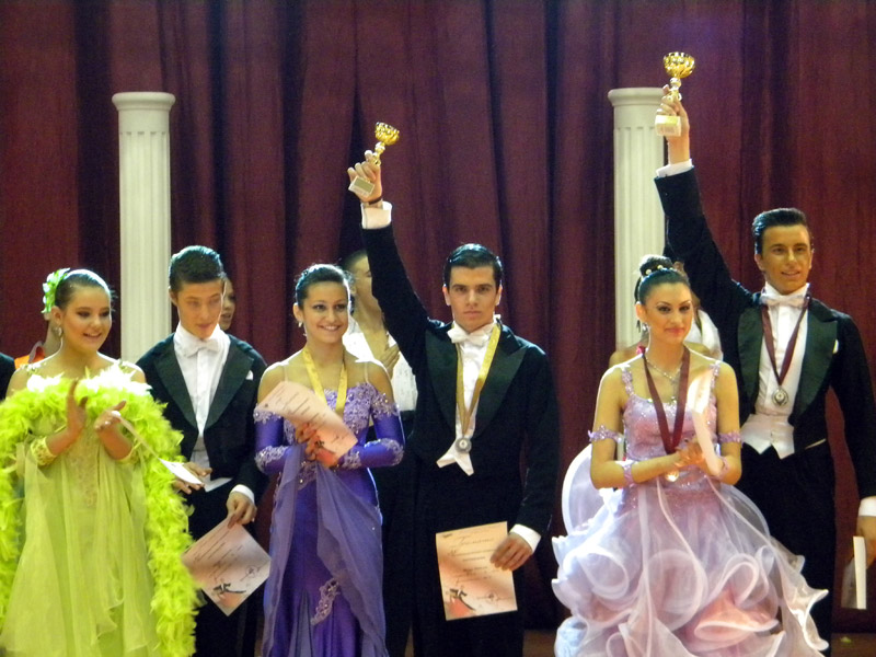 Манол и Ваня