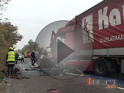 Четирима загинаха, а други четирима бяха ранени при катастрофа