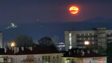 Луна