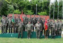 Военни