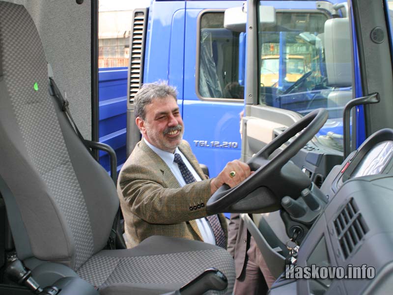 Кметът Георги Иванов лично инспектира придобивката