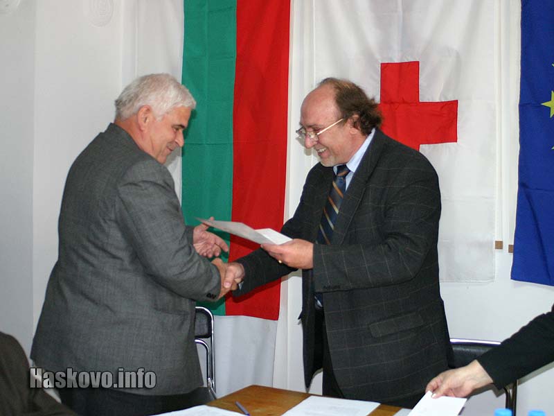 доц. д-р Петър Стафанов