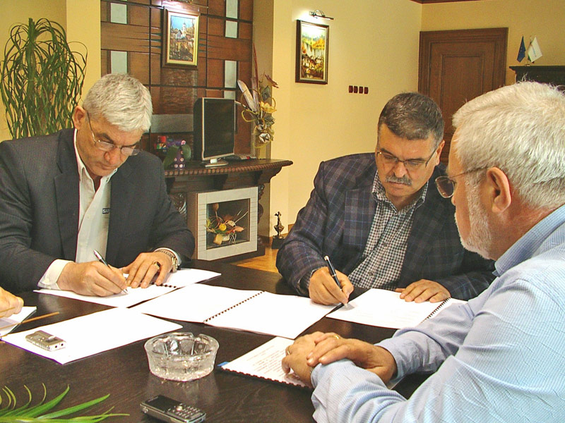 Подписването на договора