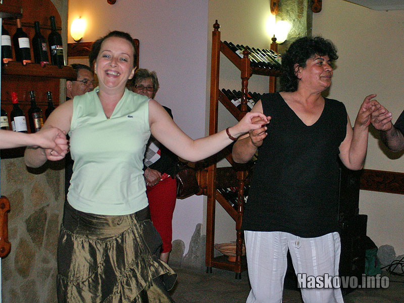 Райна Йовчева на хорото