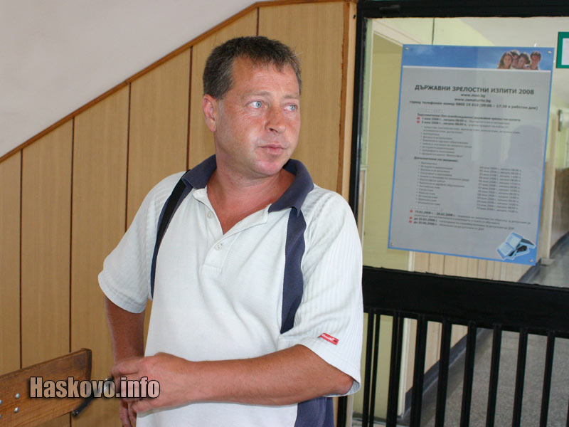 Бащата на Николай каза, че е научил от пресата