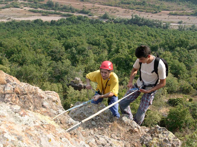Скалното катерене