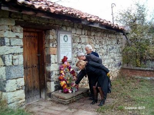 Възстановеният музей в Николово