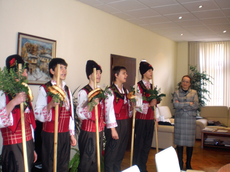 Коледарите при Райна Йовчева