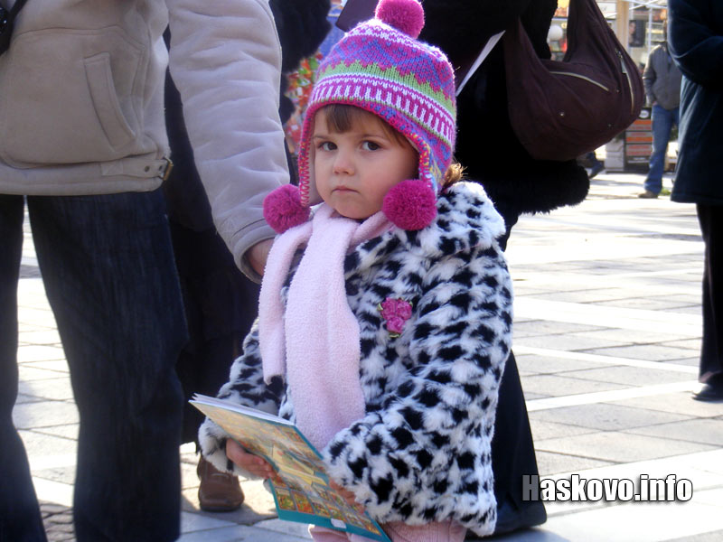 Най-малката читателка в Хасково