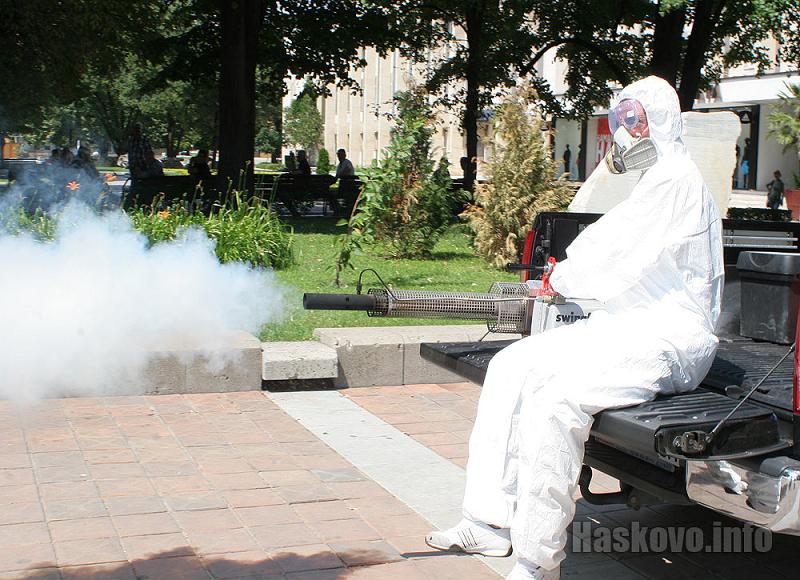 Пръскане срещу комари