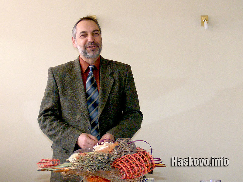 Началникът на РИО Иван Панайотов представи проектите днес