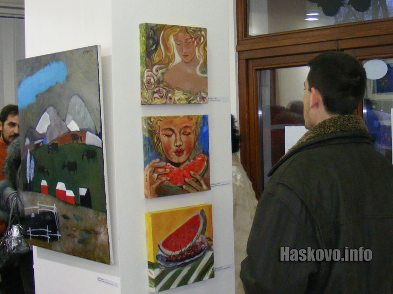 Първият сняг в ляво