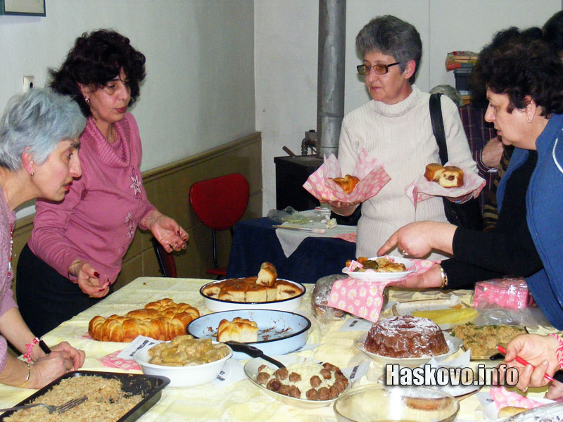 Изложбата базар