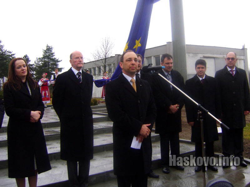 Николай Василев