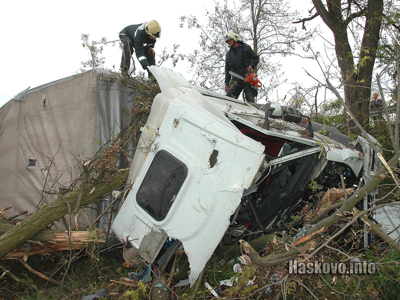 Обърнат ТИР