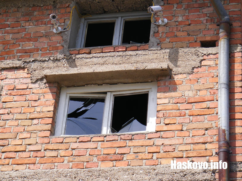 Взривената къща