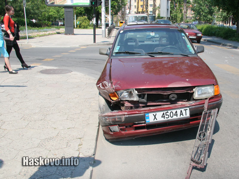 Смачканият опел